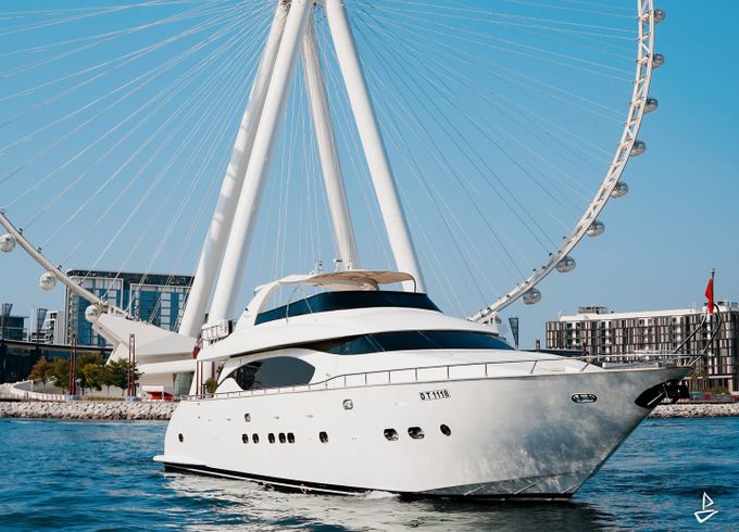 Custom Made Motoryacht