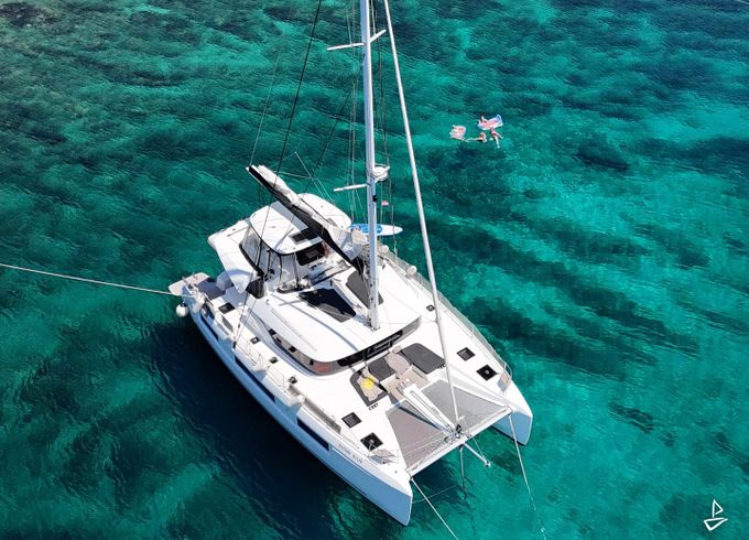 Lagoon 51