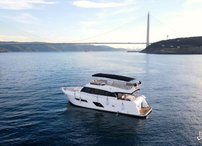 Custom Made Motoryacht