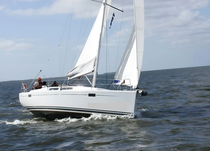 Hanse 385