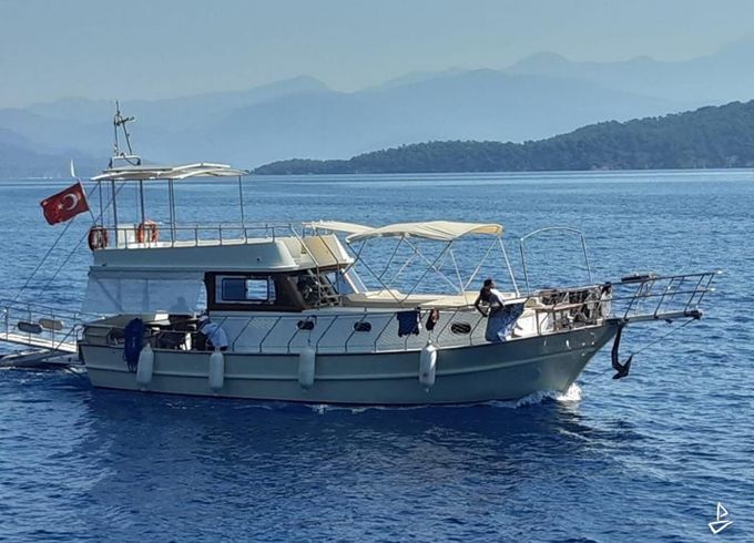 Custom Made Motoryacht