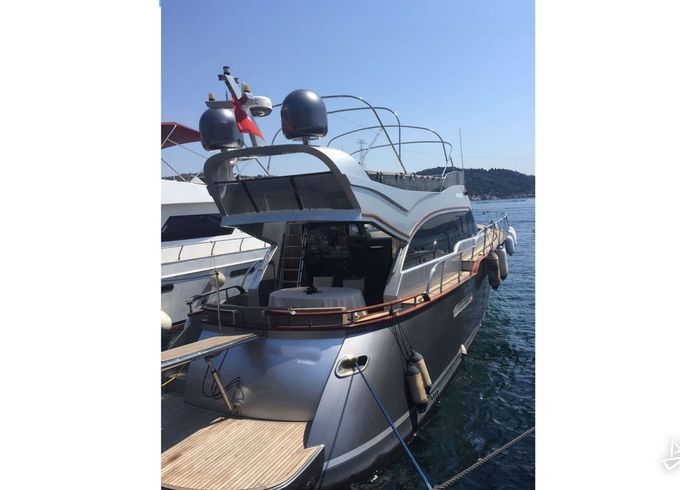 Custom Made Motoryacht