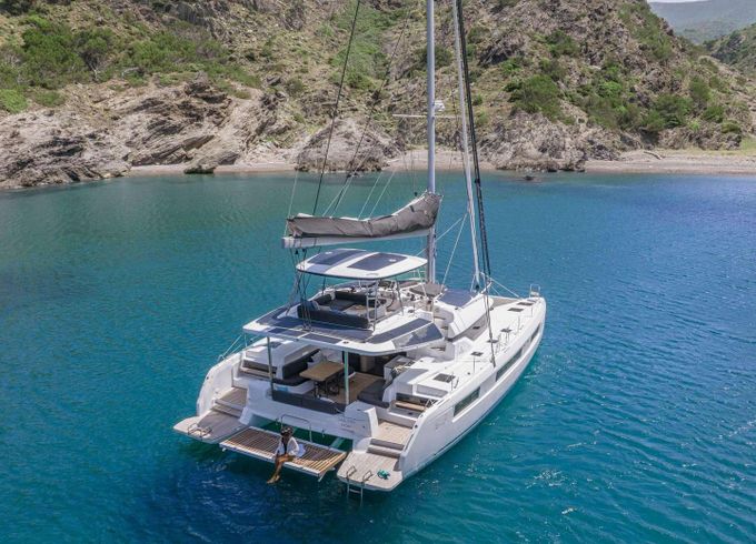 Lagoon 51