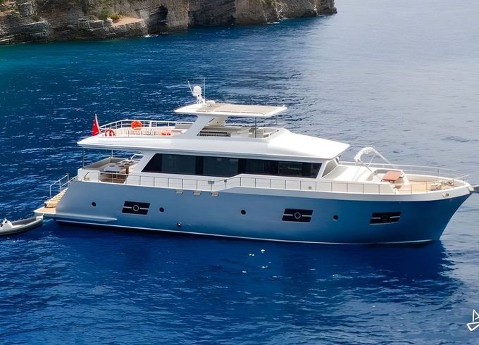 Custom Made Motoryacht