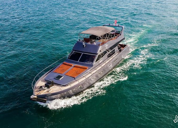 Custom Made Motoryacht