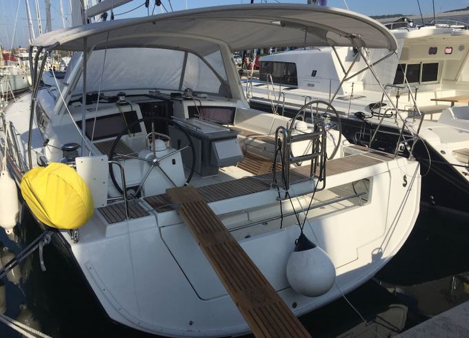 Beneteau Oceanis 48