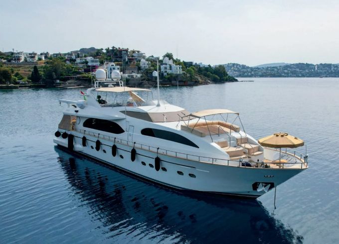 Falcon Motoryacht