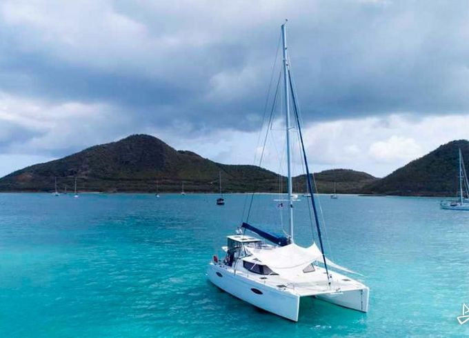Fountaine Pajot Helia 44