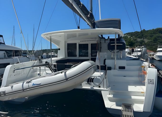 Lagoon 40