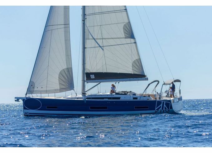 Dufour 530