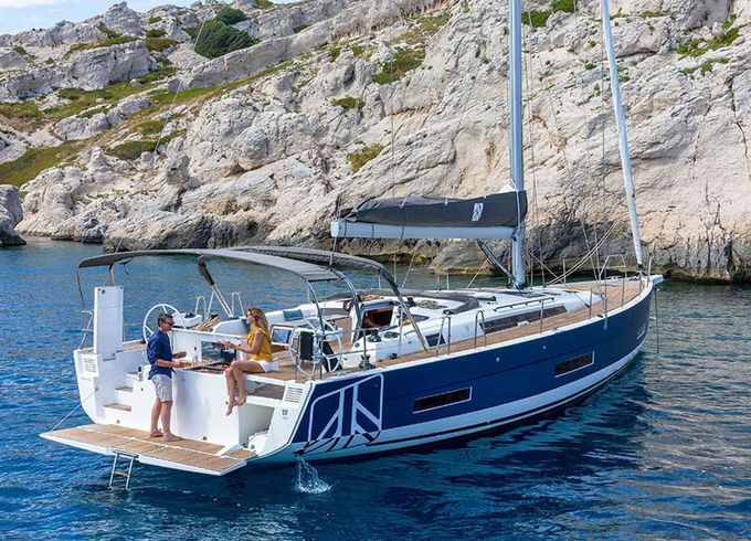 Dufour 530