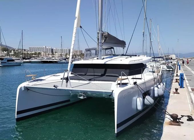 Fountaine Pajot Isla 40