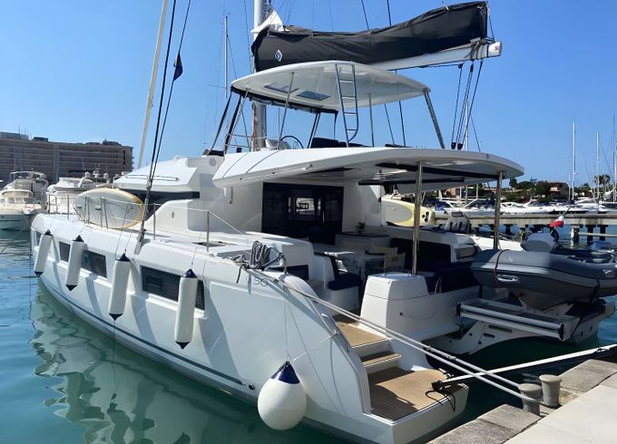 Lagoon 50