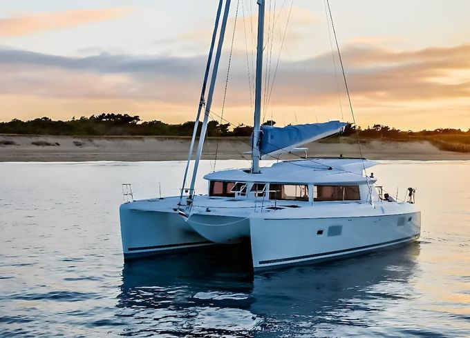 Lagoon 421