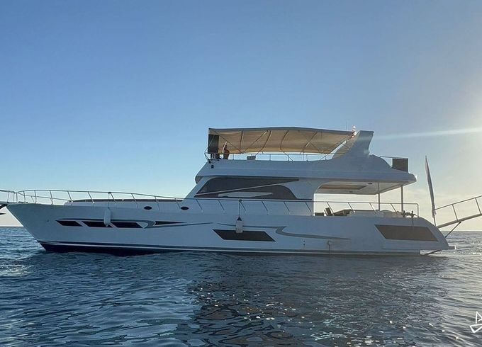Custom Made Motoryacht