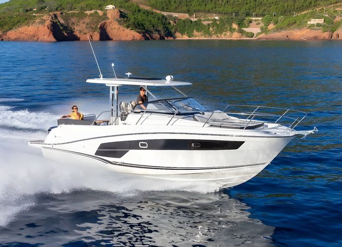 Jeanneau Cap Camarat 10.5 WA