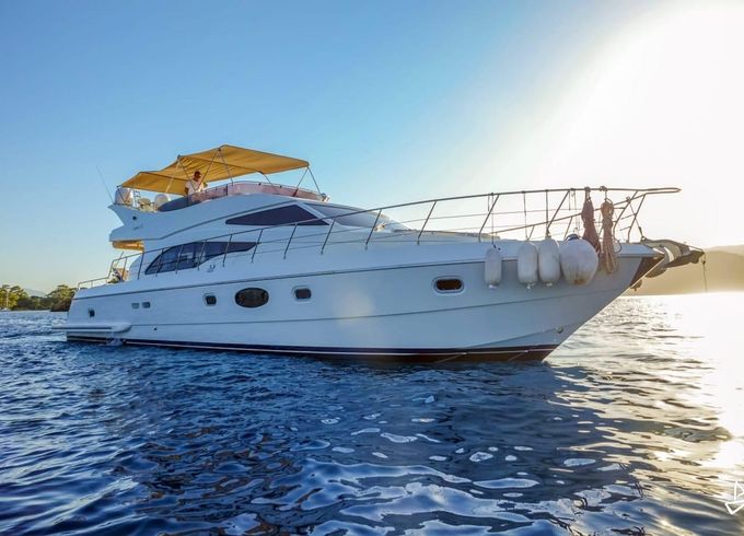 Custom Made Motoryacht