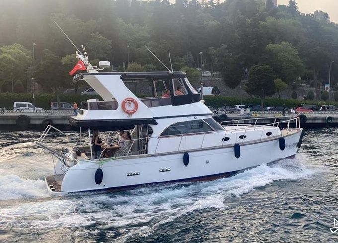 Custom Made Motoryacht