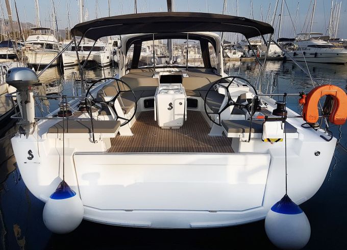 Beneteau Oceanis 51.1