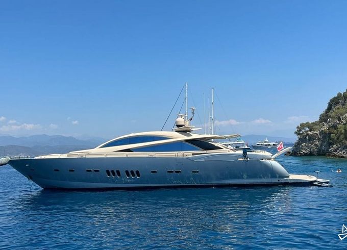 Sunseeker Predator 108
