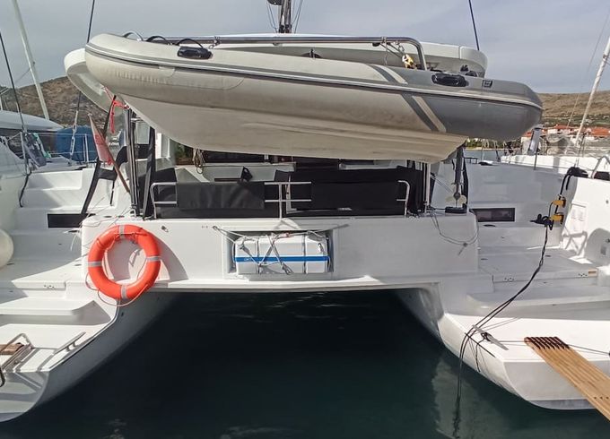 Lagoon 46