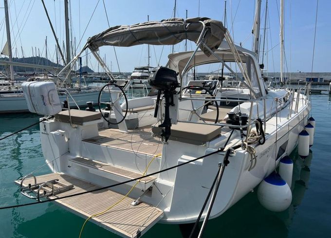 Beneteau Oceanis 51.1