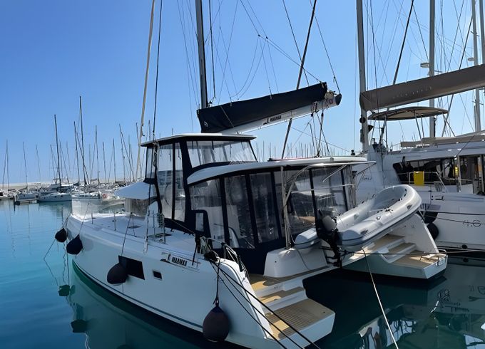 Lagoon 42