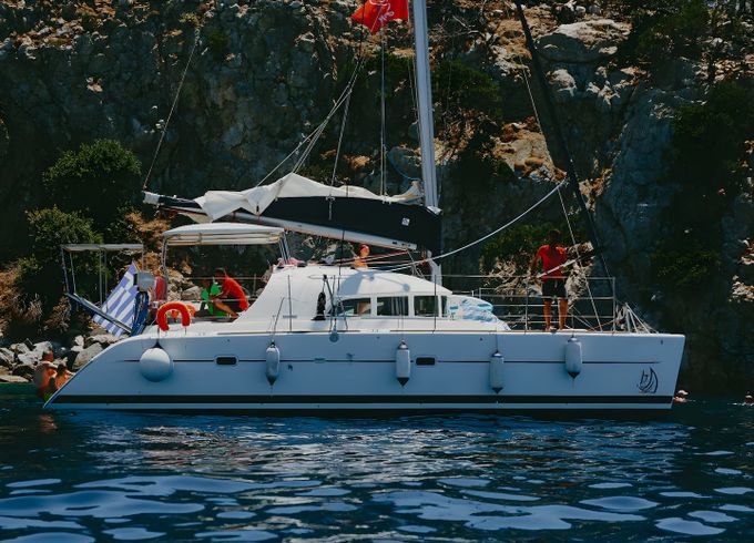 Lagoon 380
