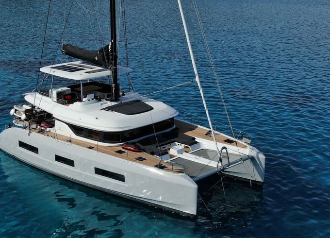 Lagoon 55