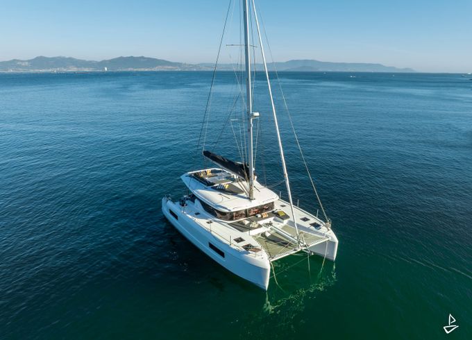 Lagoon 43