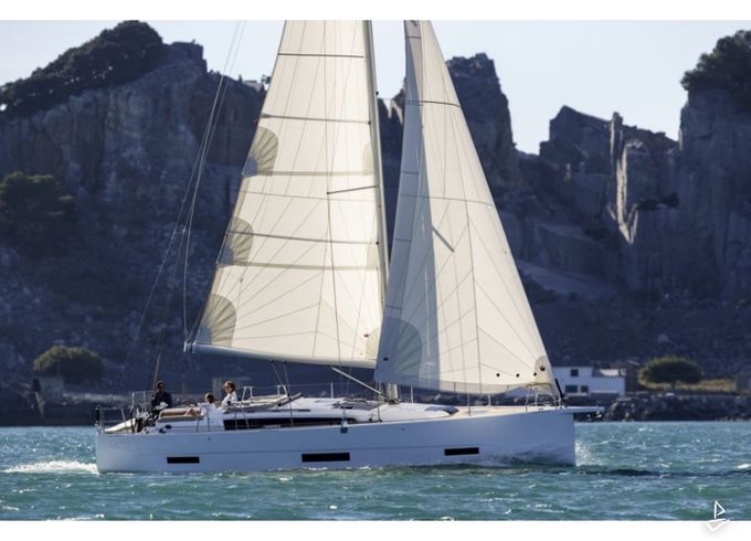 Dufour 390 Grand Large