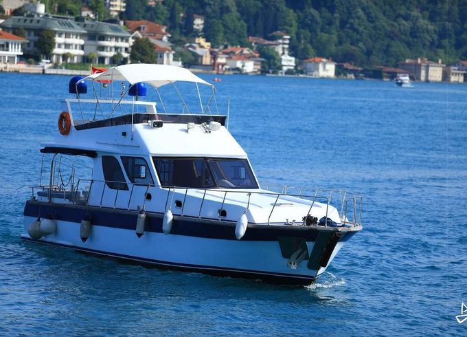 Custom Made Motoryacht