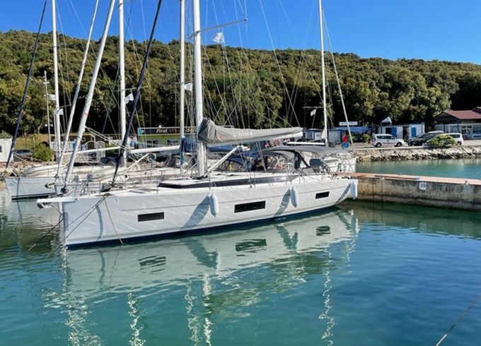Bavaria C45 Style
