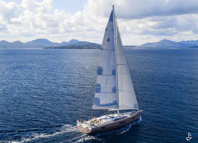 Beneteau Oceanis 52