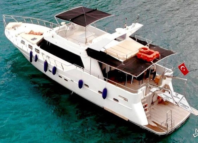 Custom Made Motoryacht