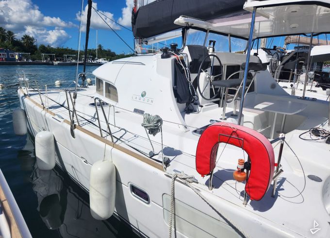 Lagoon 380