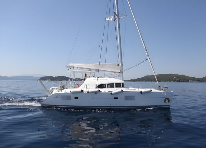 Lagoon 380