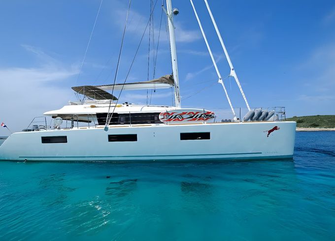 Lagoon 620