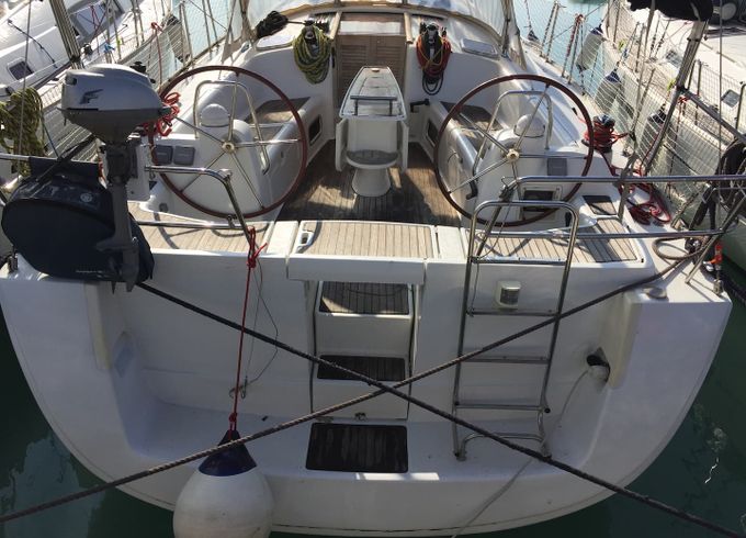 Beneteau Oceanis 43