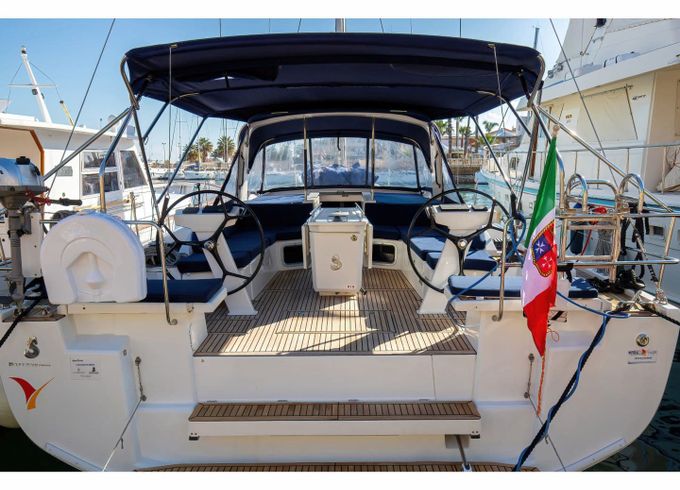 Beneteau Oceanis 51.1