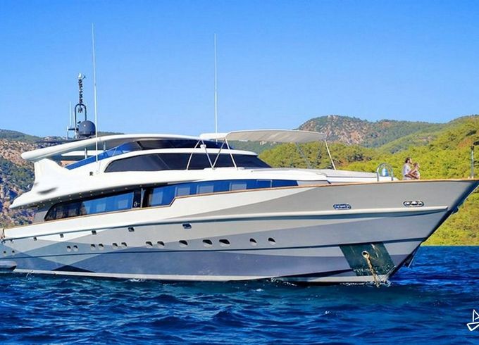 Custom Made Motoryacht