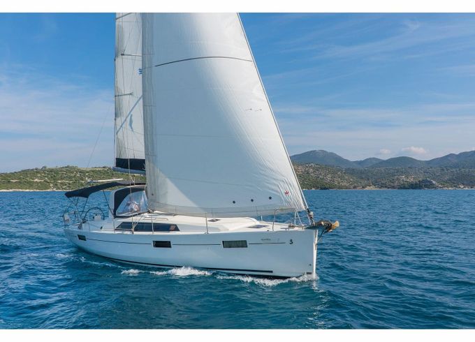 Beneteau Oceanis 41.1