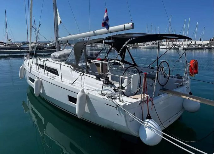 Beneteau Oceanis 40.1
