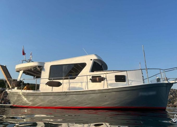 Custom Made Motoryacht