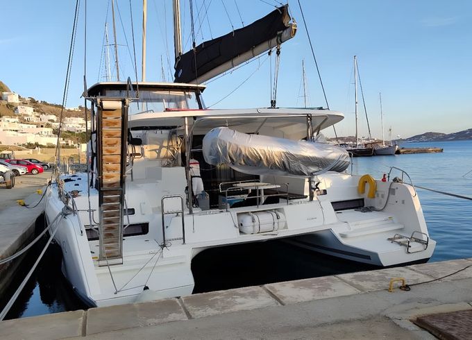 Lagoon 42
