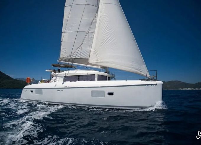 Lagoon 421