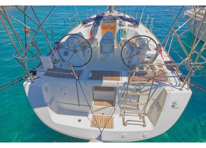 Beneteau Oceanis 43