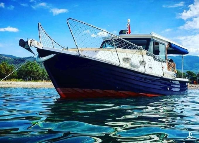 Custom Made Motoryacht
