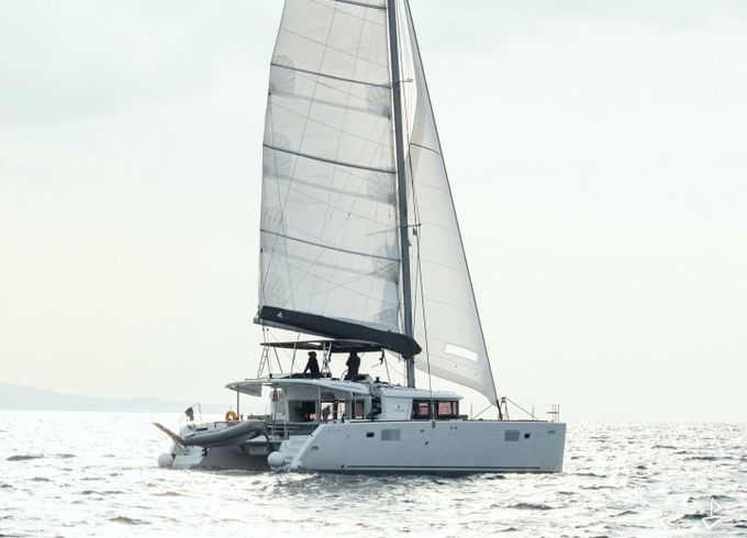 Lagoon 450F