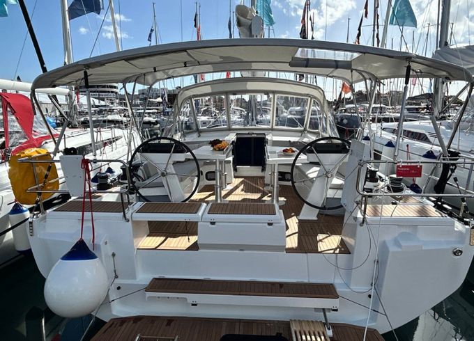 Beneteau Oceanis 47
